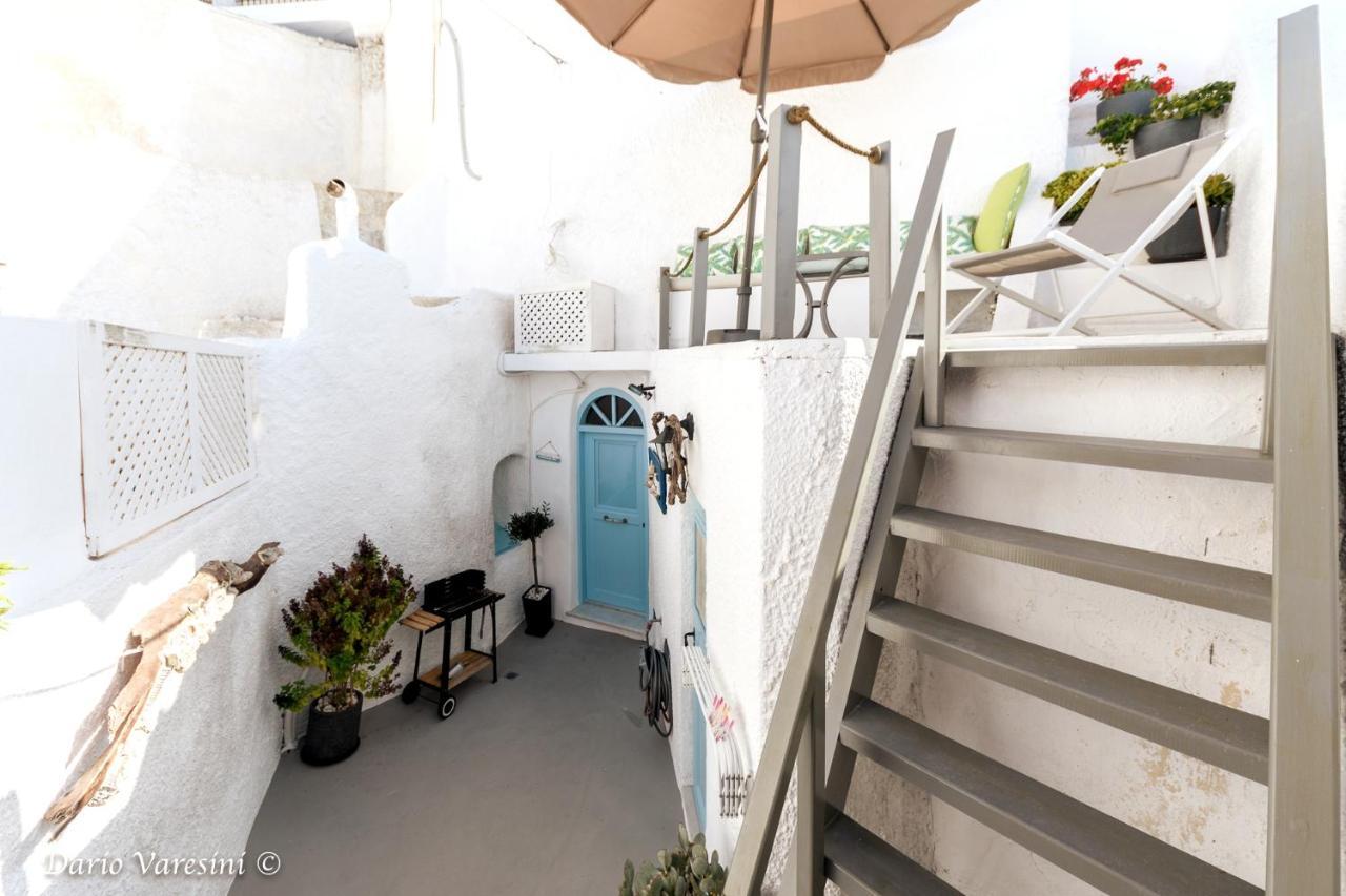 Willa Santorinian Lava House Pýrgos Zewnętrze zdjęcie