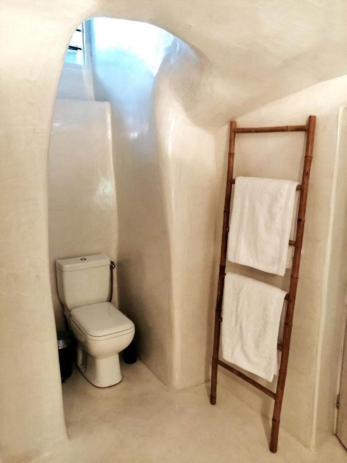 Willa Santorinian Lava House Pýrgos Zewnętrze zdjęcie