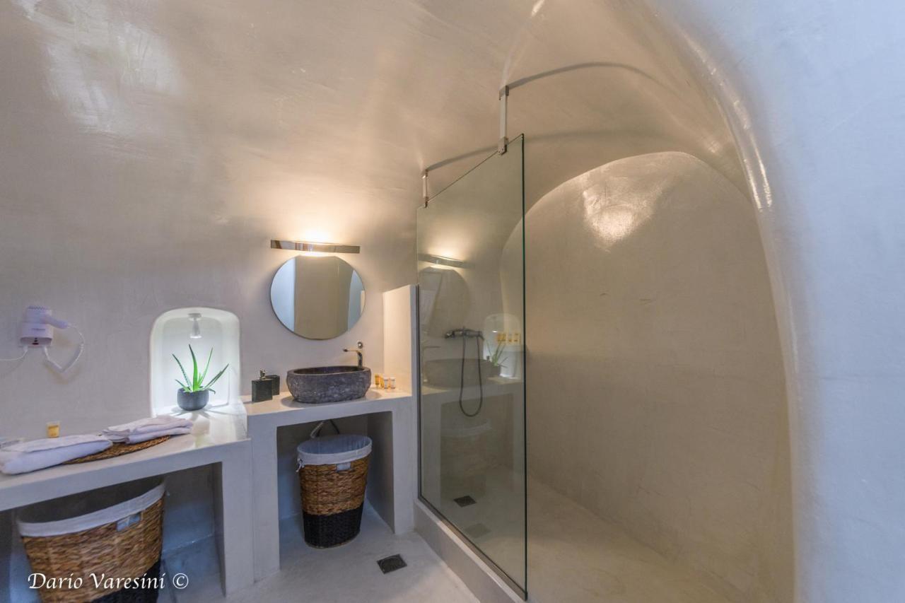 Willa Santorinian Lava House Pýrgos Zewnętrze zdjęcie